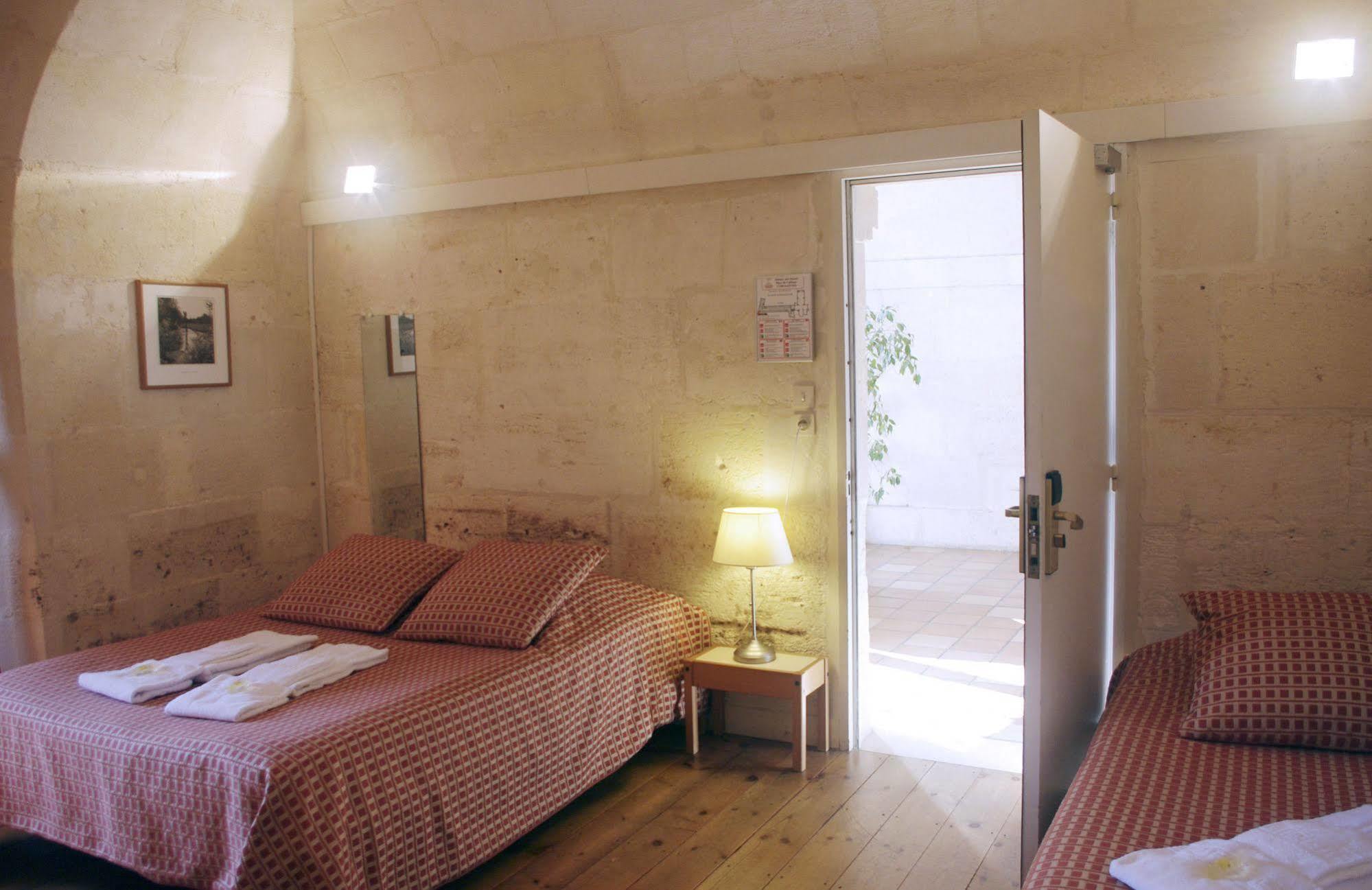 Les Chambres De L'Abbaye Сент Екстериор снимка